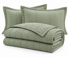 Lightweight Quilted Bedspread Set